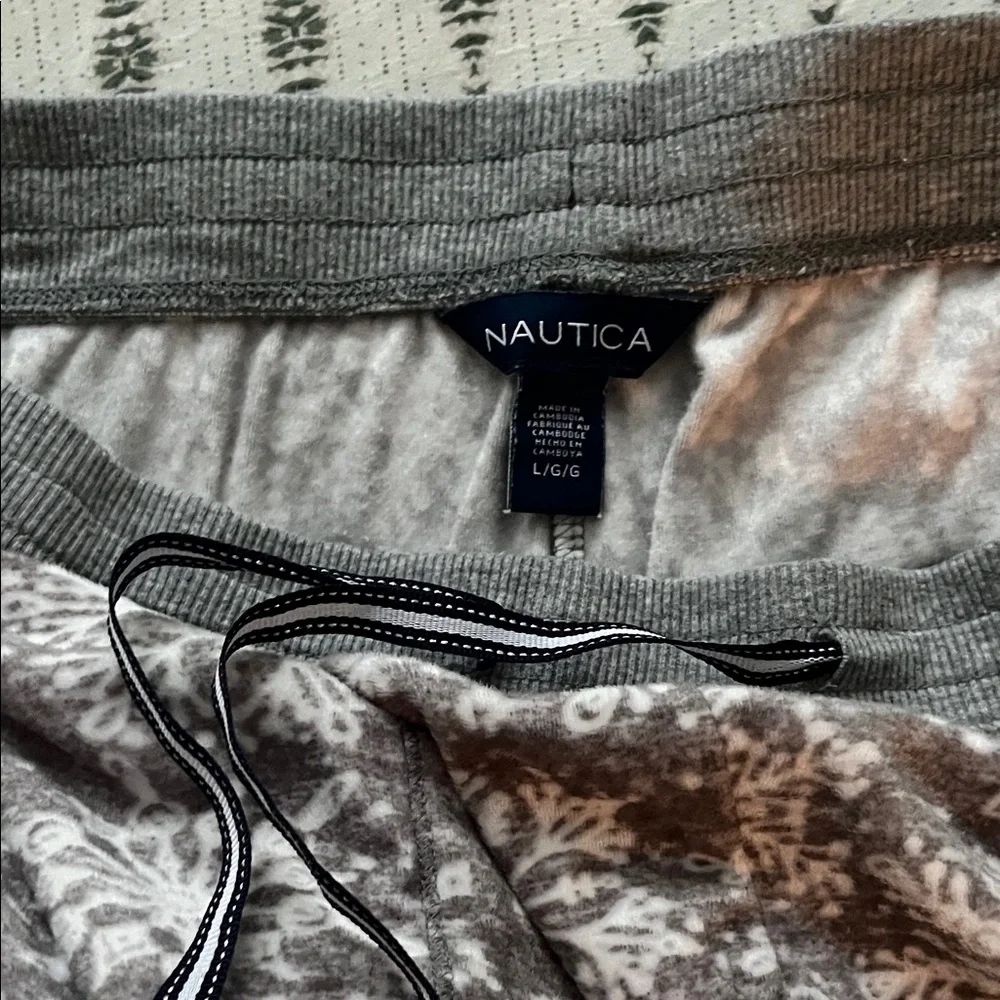 Nautica Gray Snowflake Pajama Set - Picture 3 of 5